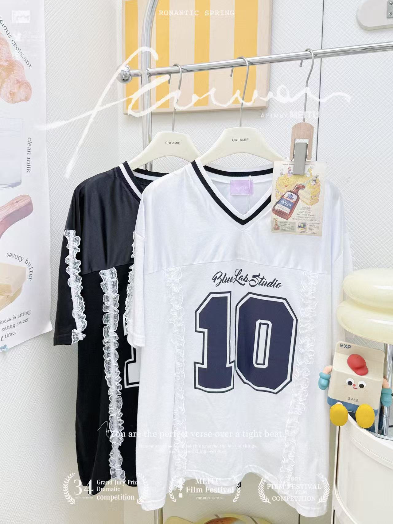 2色入🤍字母拼邊蕾絲球衣