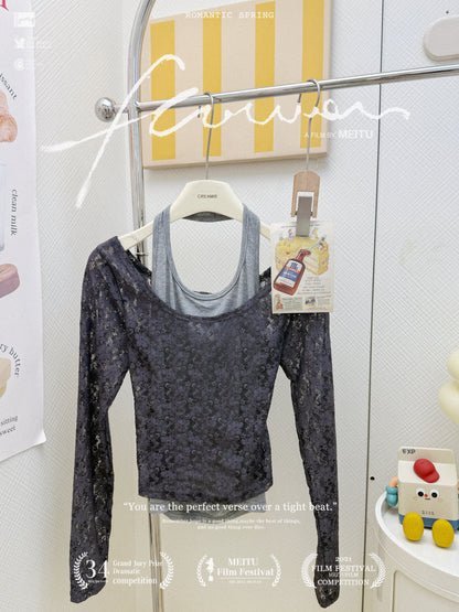 修身掛脖蕾絲+牛仔長褲🍒