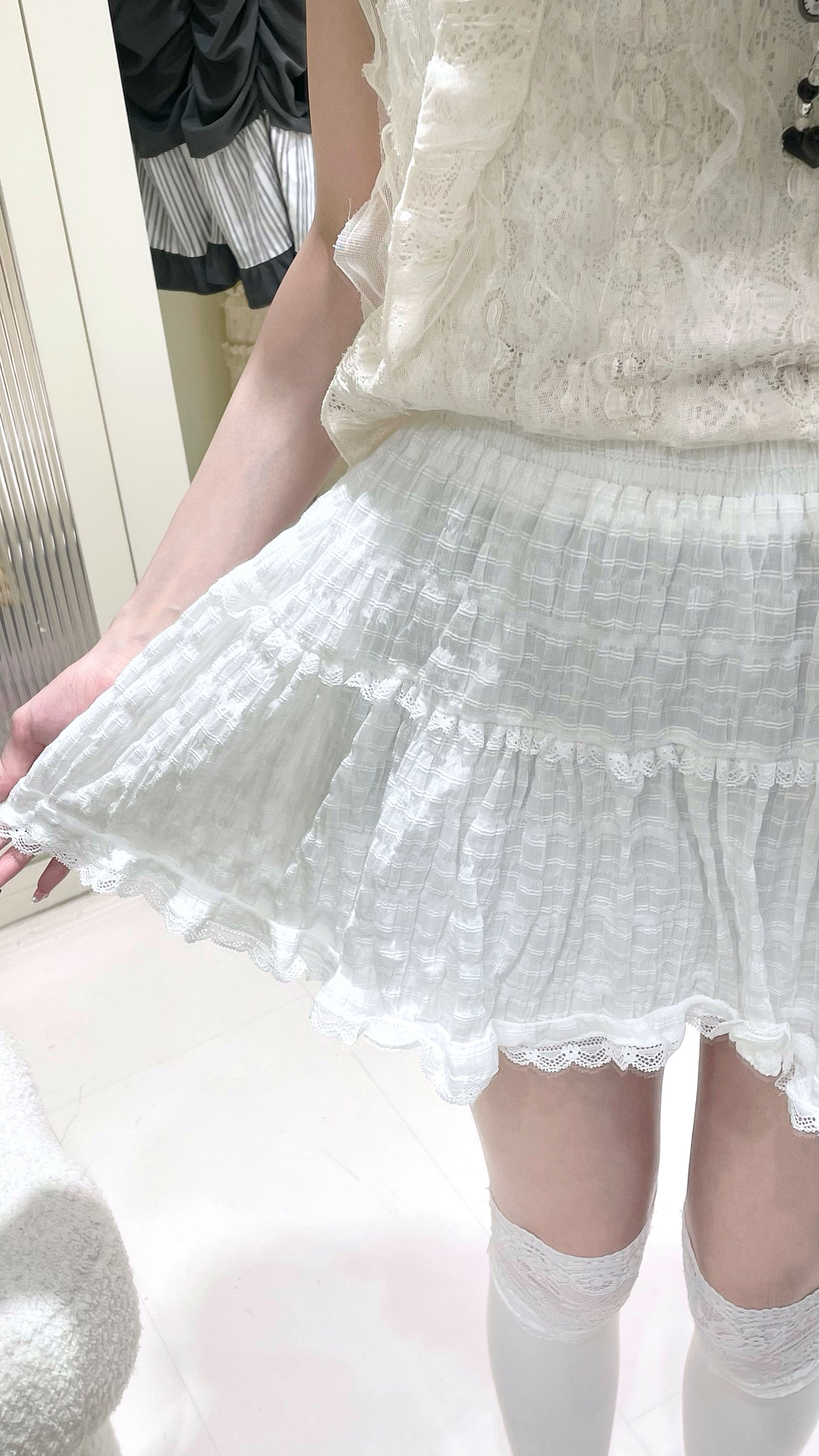 3色入！高質蕾絲掛頸襯衫🌸✨