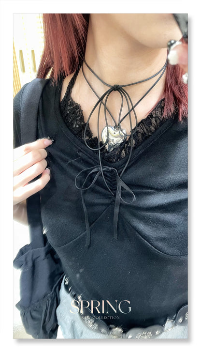 【🖤🩶三色入韓系純慾風】蕾絲掛頸蝴蝶上衣