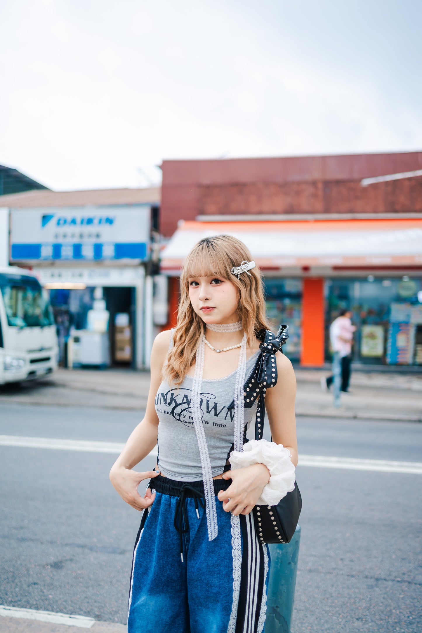 【🖤📸三色入 韓系街頭風！連胸罩蕾絲背心】