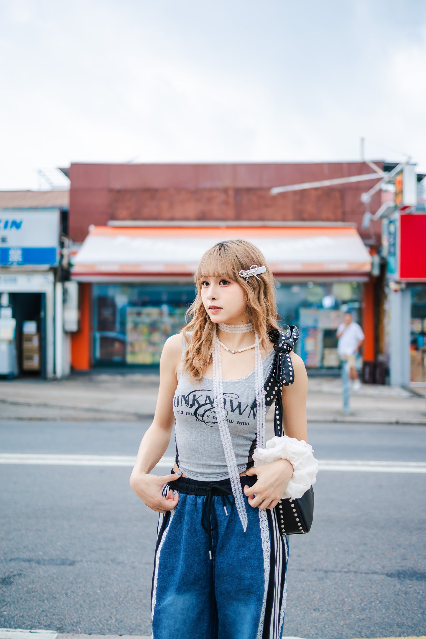 【🖤📸三色入 韓系街頭風！連胸罩蕾絲背心】