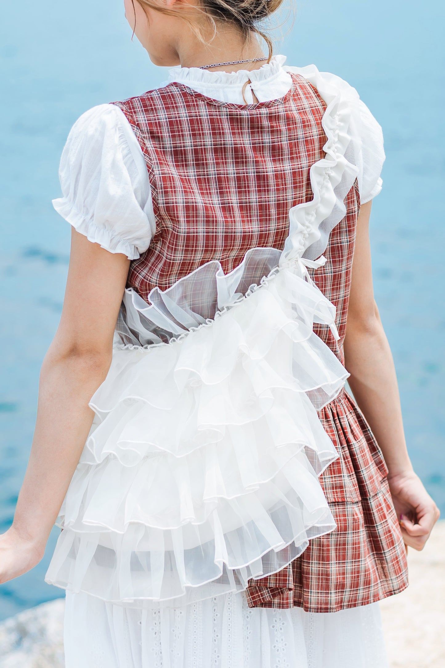 Ruffle格仔鈕扣罩衫💌