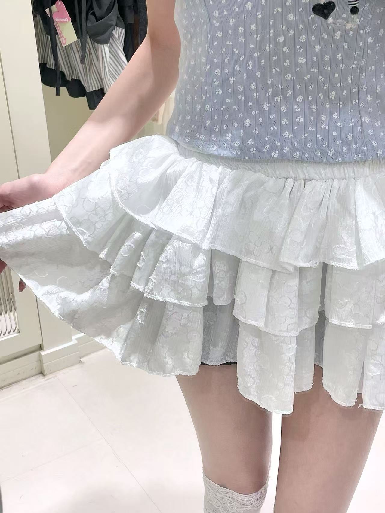 熱賣芭蕾風上衣+短裙套裝🩵🤍