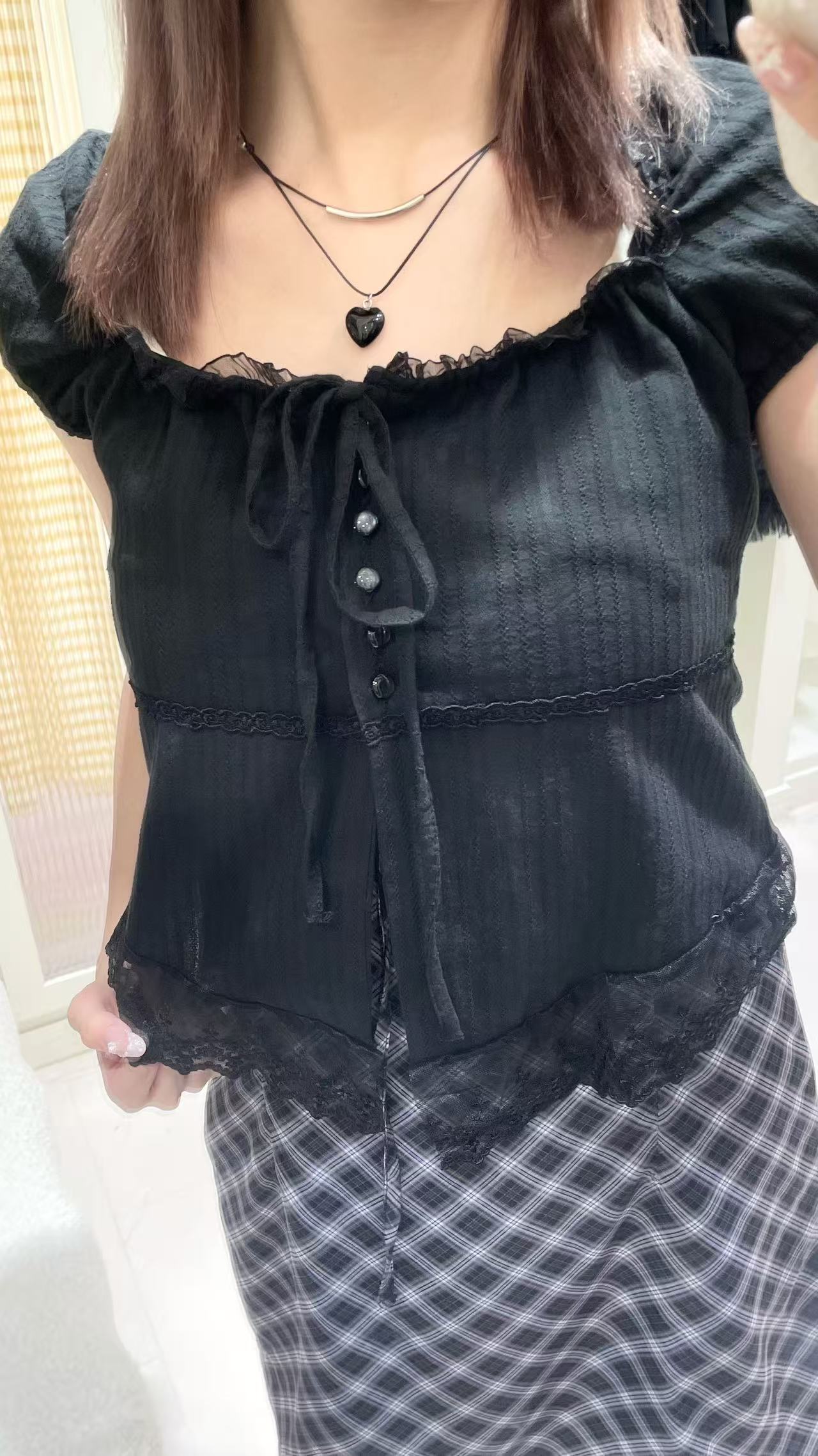 蕾絲上衣+千島格紋裙Set🖤✨