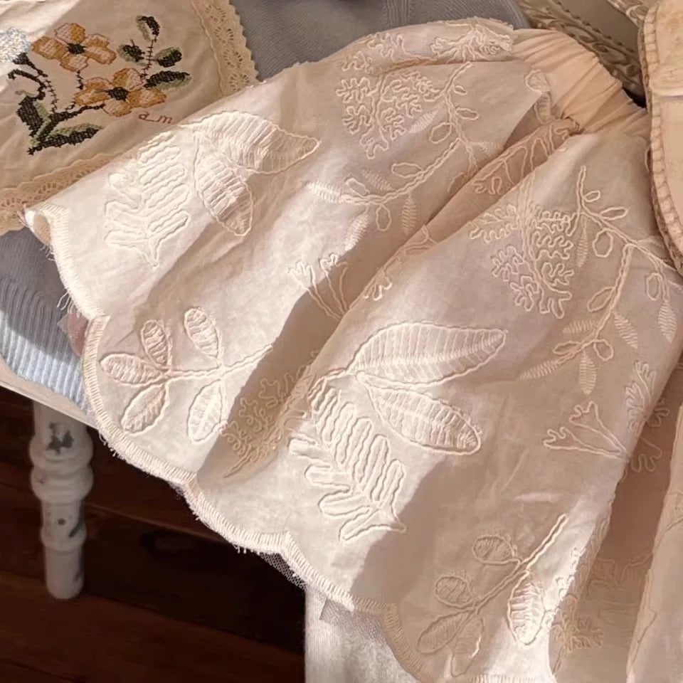 鬆緊花花刺繡半身裙🎀