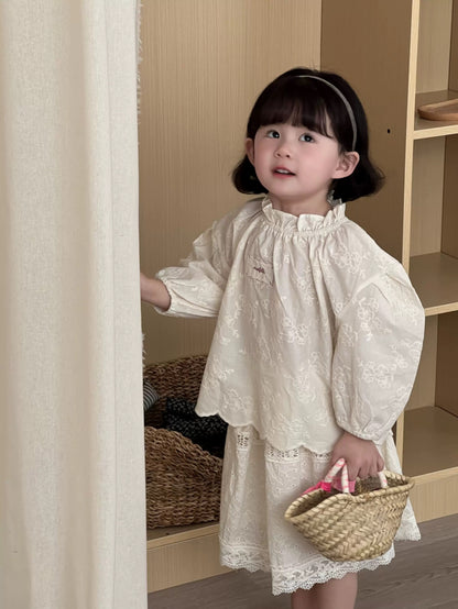 花邊刺繡娃娃襯衫🍑