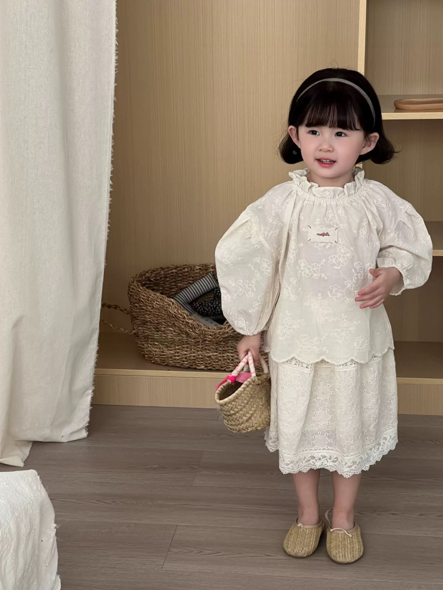 花邊刺繡娃娃襯衫🍑