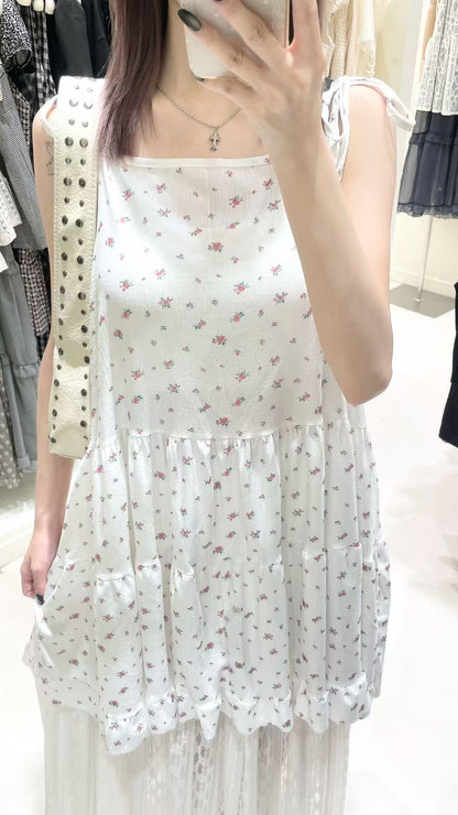 吊帶碎花搭蕾絲長裙🍒