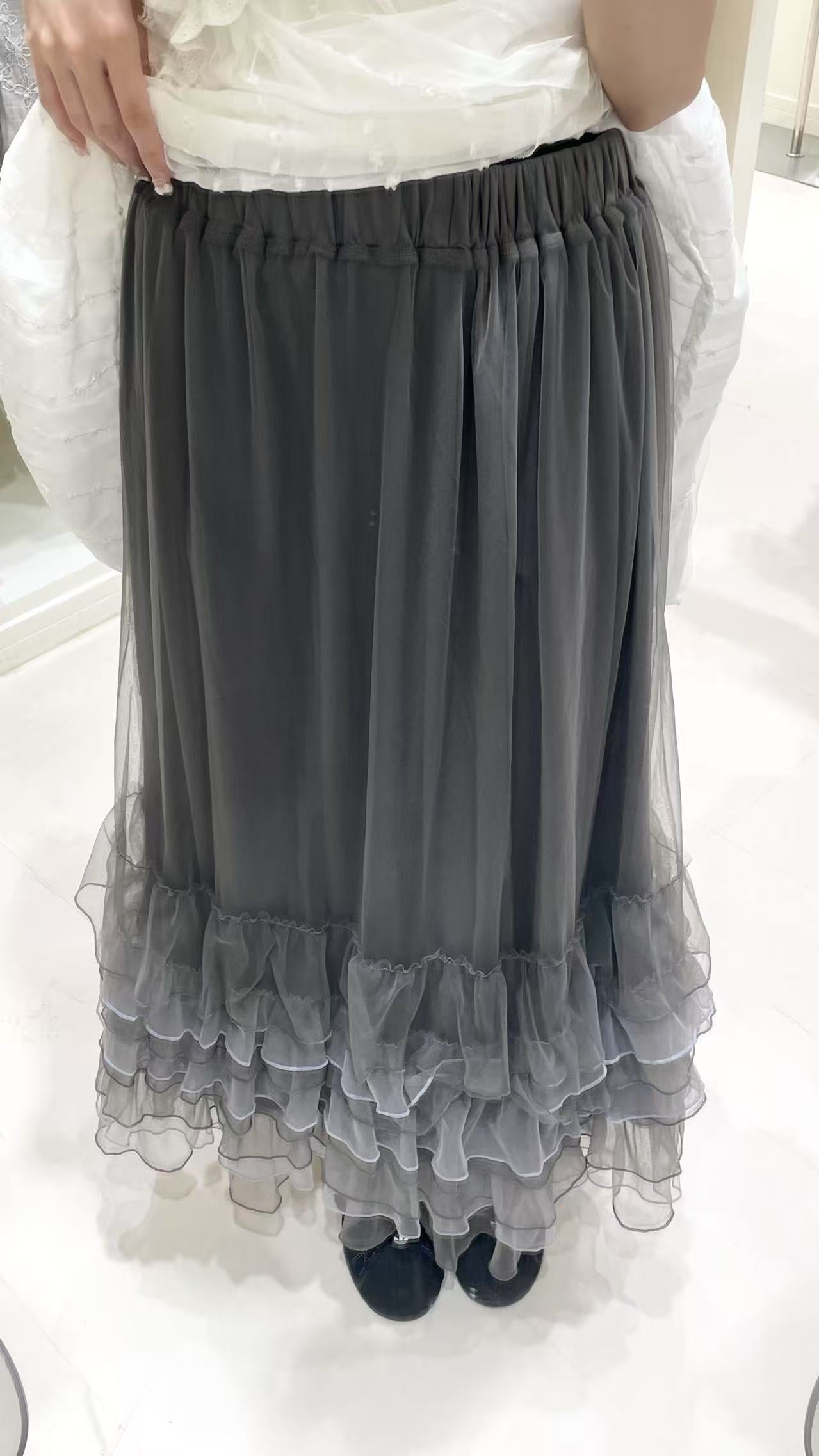 波點背心搭莎莎長裙☁️