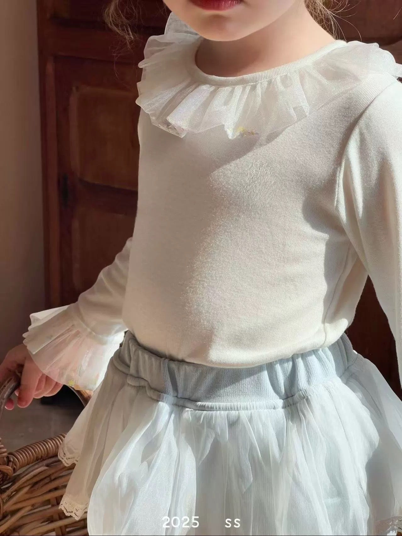 圓領網紗花邊長袖🐰