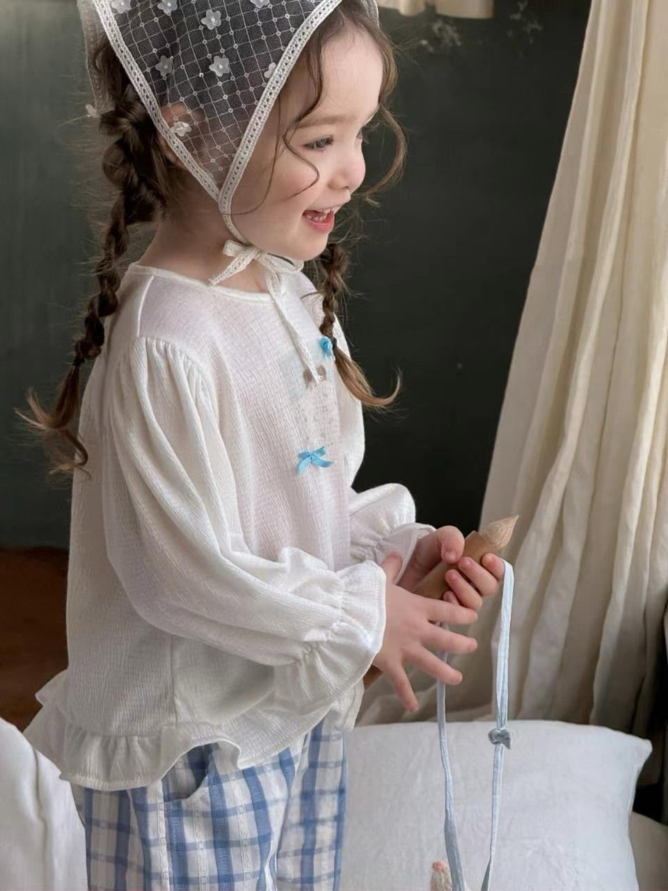 淨色花邊袖上衣🌸