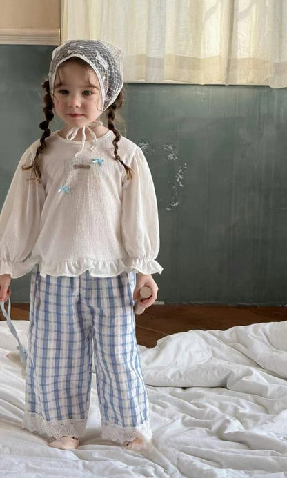 淨色花邊袖上衣🌸