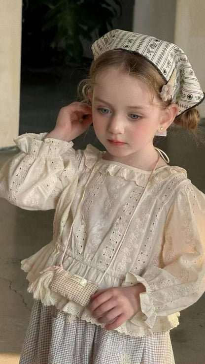 圓領花邊刺繡襯衫🔖