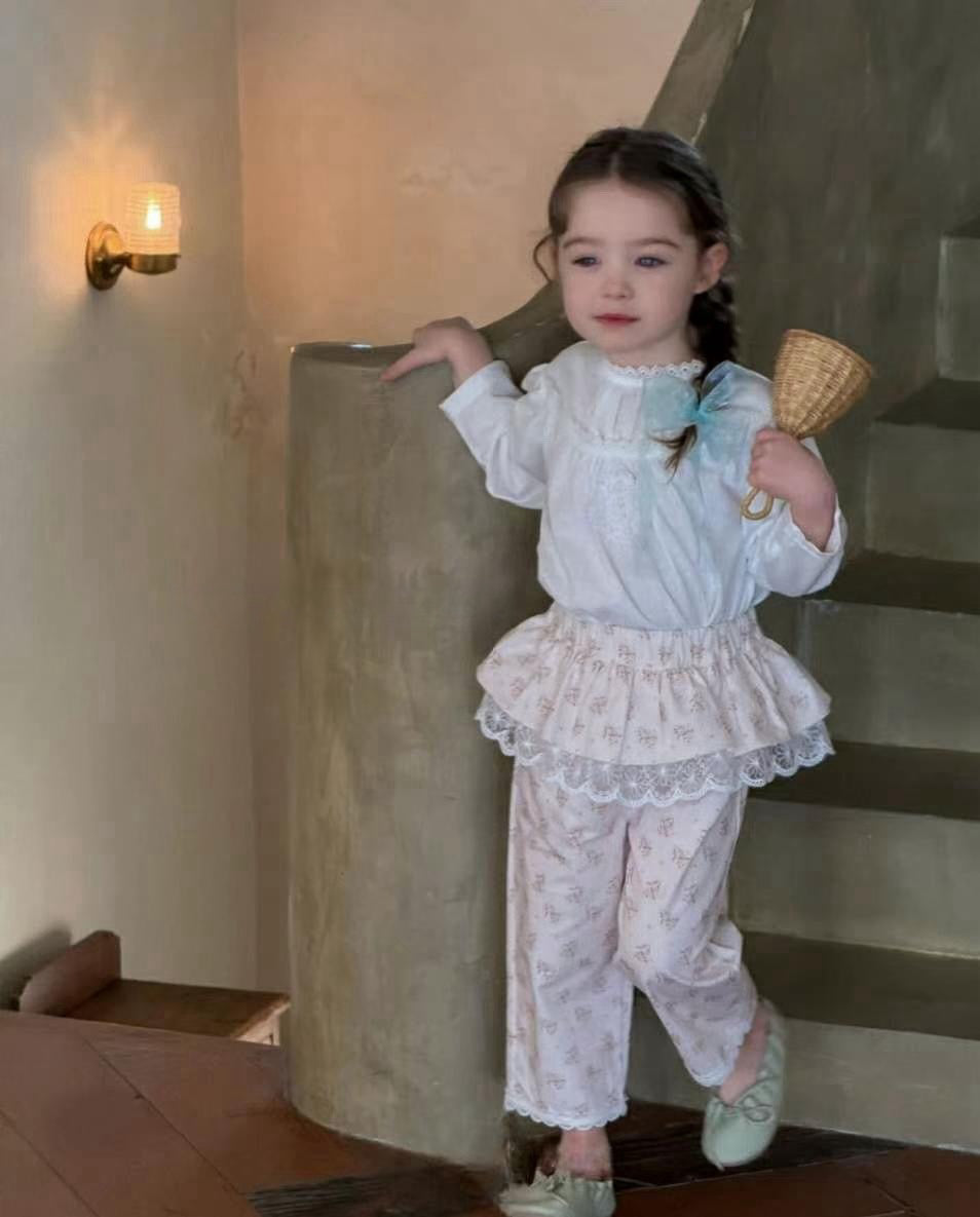 淨色花邊娃娃上衣🌷