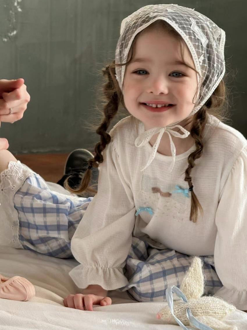 淨色花邊袖上衣🌸