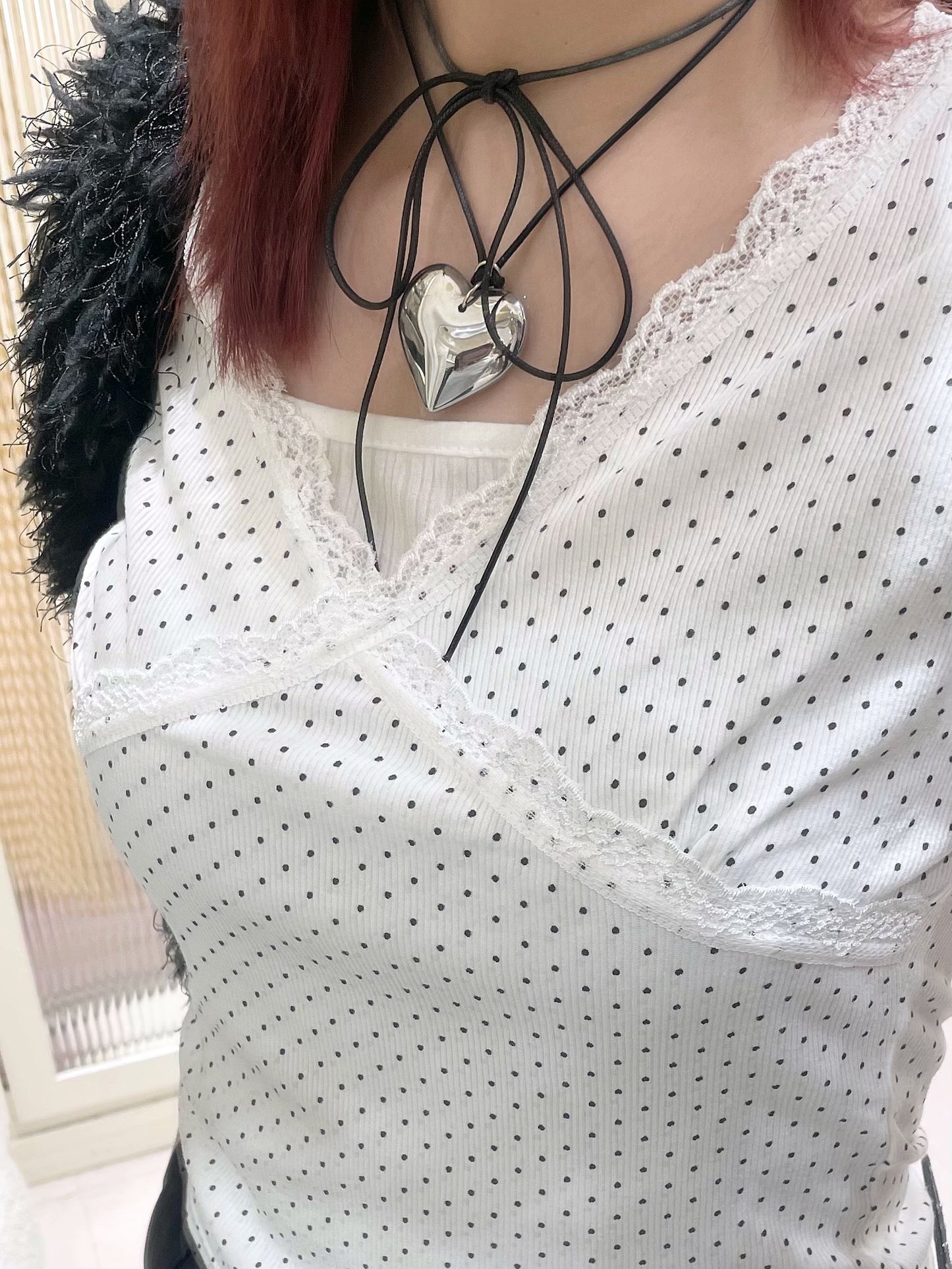 蕾絲拼邊黑白波點上衣✨